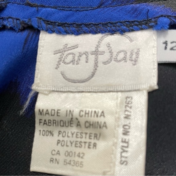 TanFjay women’s Royal blue and black long sleeve button cuffed blouse size 12 - Picture 6 of 6